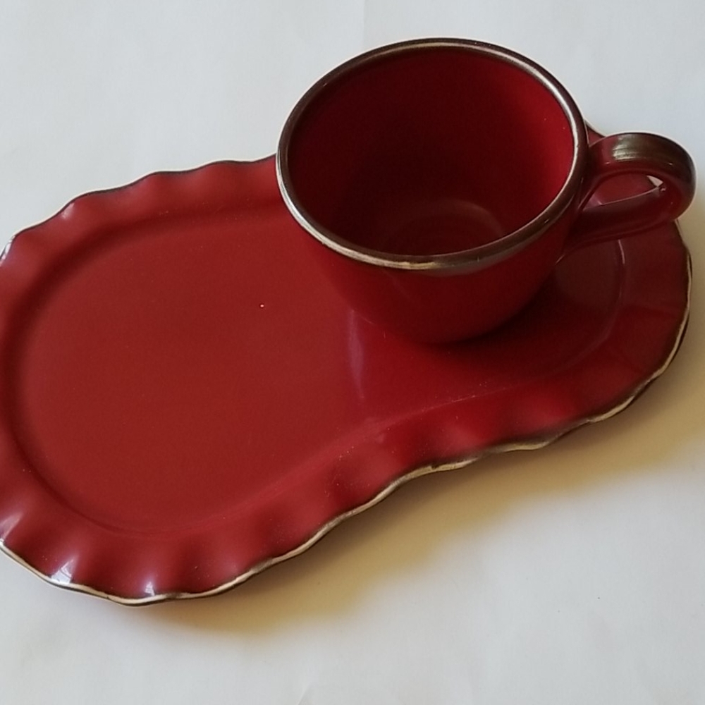Sur La Table Coffee Mug Plate set